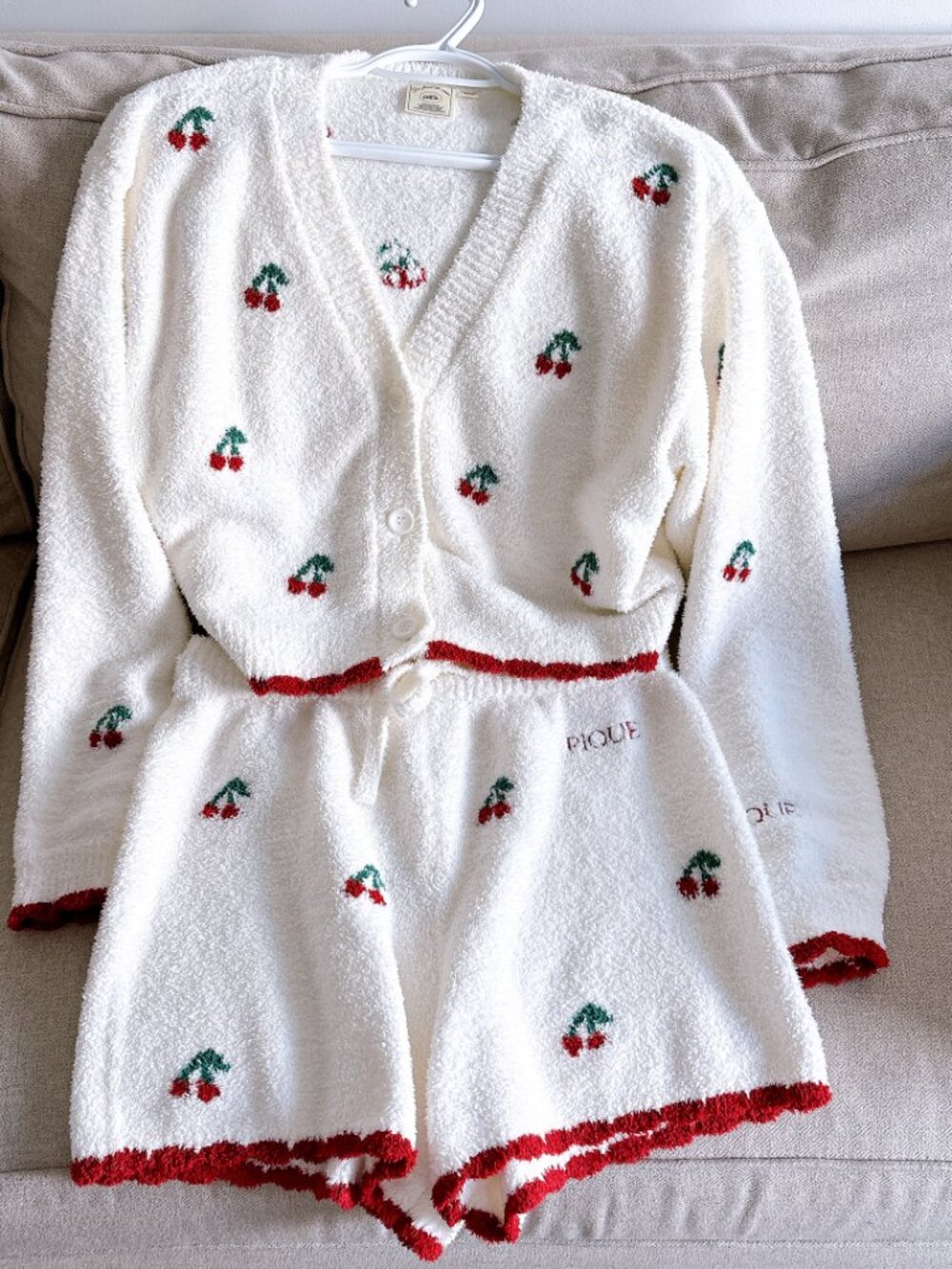 BRAND NEW GELATO PIQUE CHERRY SET